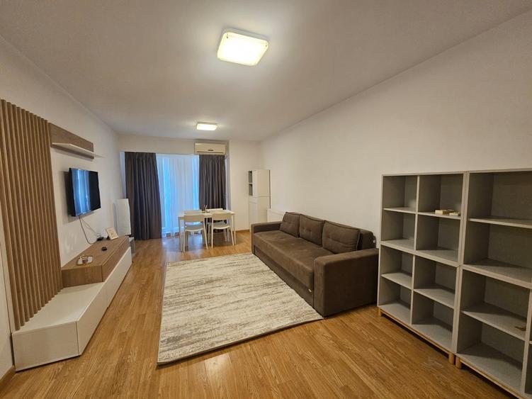 Apartament cu 2 camere decomandat în Costin Georgian