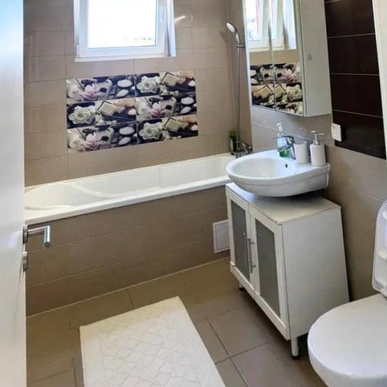 Apartament cu 2 camere decomandat în Avantgarden