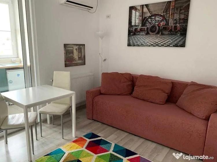 Garsonieră decomandată în Brâncoveanu