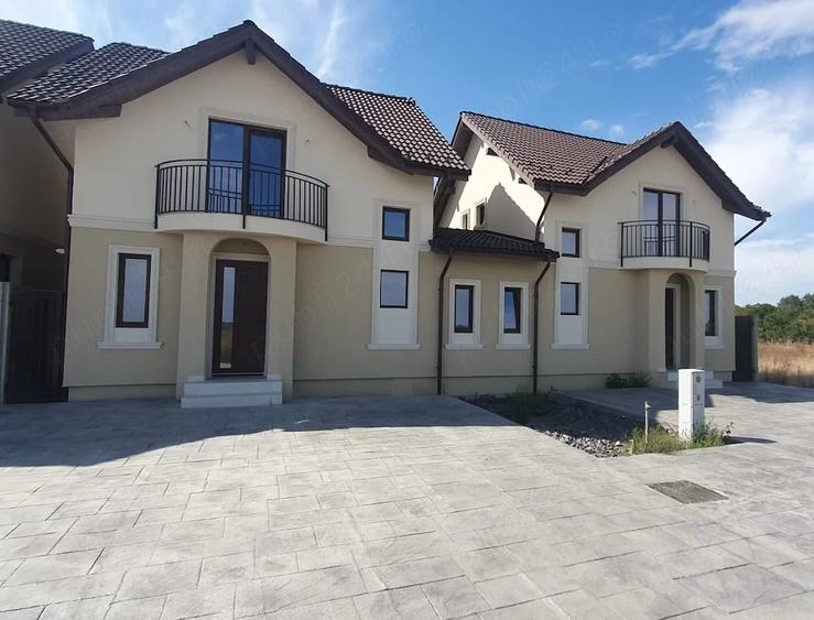 Casă cu Teren 657 Mp în Covaci