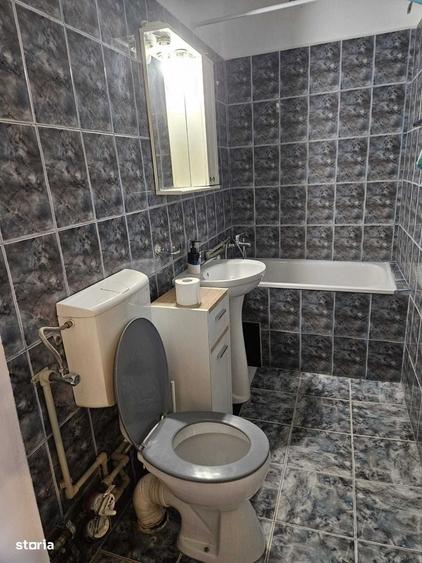 Apartament cu 2 camere decomandat în Calea Victoriei
