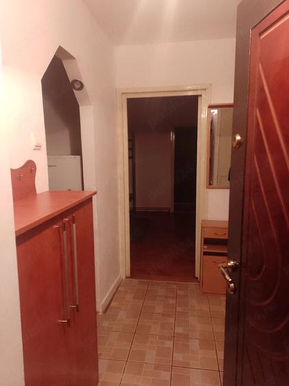 Apartament cu 2 camere decomandat în Cetate