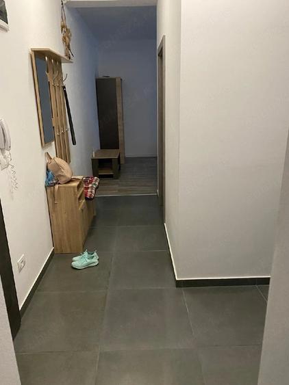 Apartament cu 2 camere decomandat în Giroc