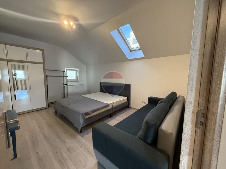 Casă cu 3 camere cu Teren 250 Mp în Gheorgheni