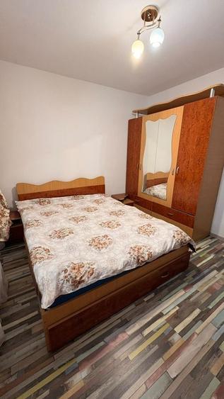 Apartament cu 2 camere semidecomandat în Colentina