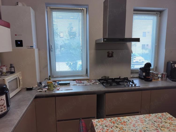 Apartament cu 2 camere decomandat în Giroc