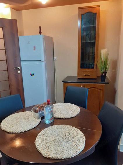 ofer spre inchiriere apartament cu 3 camere complet mobilat in Slatina jud. Olt, zona ultracentrala. - 8