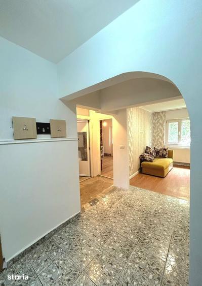 Apartament 3 camere, decomandat, parter, zona Lipovei - 3