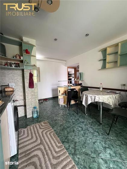 2 camere l The Office l 60 MP - 10