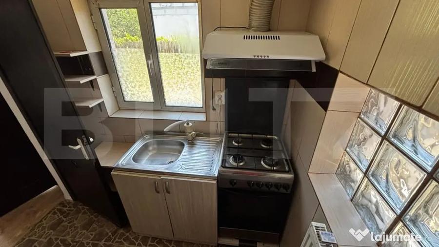 Casă cu 3 camere cu Teren 120 Mp în Central