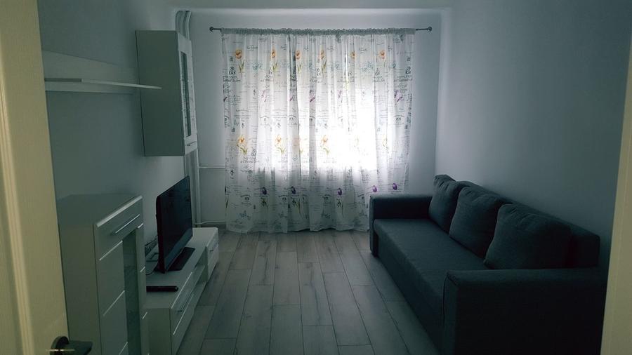 Apartament cu 2 camere semidecomandat, mobilat în Ștefan cel Mare