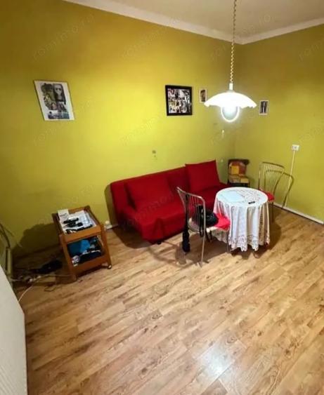 Casă cu 4 camere cu Teren 320 Mp în Dumbrăvița