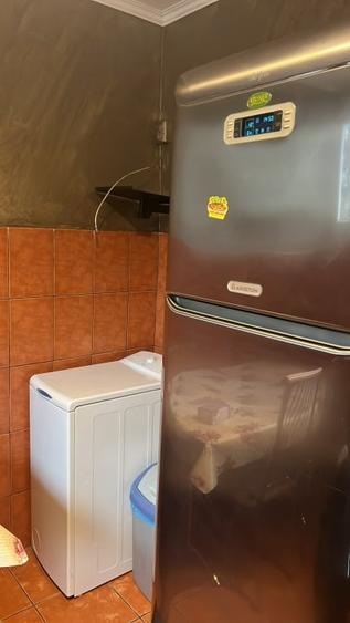 Apartament cu 2 camere decomandat, mobilat în Rovine