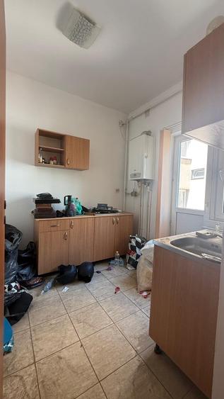 Casă cu 25 camere cu Canalizare în Foișorul de Foc