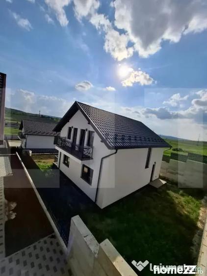 Casă cu 4 camere cu Teren 373 Mp în Central