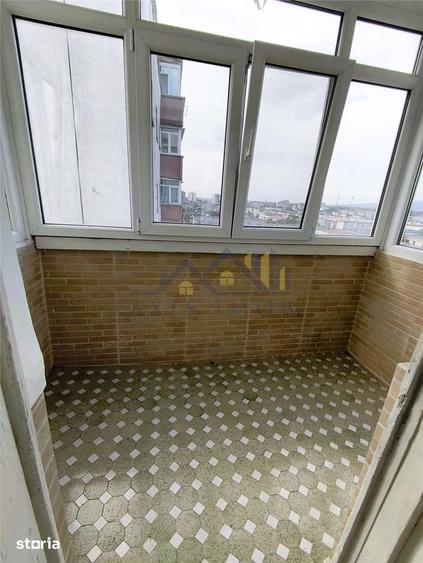 Apartament cu 3 camere decomandat în Unirii Sud