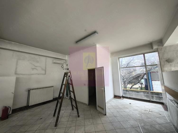 Spațiu comercial, de 238 mp, în Alexandriei
