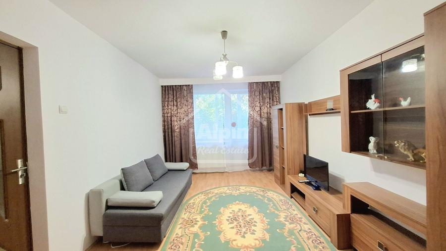Apartament cu 2 camere decomandat, mobilat în Hărmanului