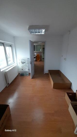 Casă cu 2 camere în Central