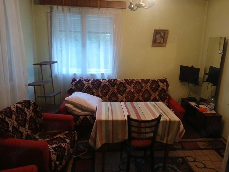 Casă cu 3 camere cu Teren 420 Mp în Central