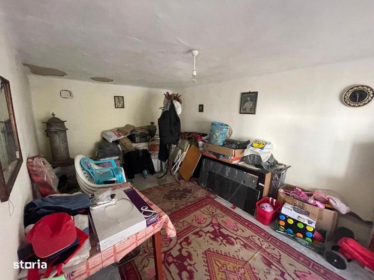 Casă cu 4 camere cu Teren 401 Mp în Lascăr Catargiu