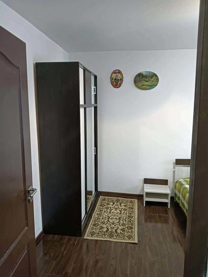 Garsonieră decomandată în Precista