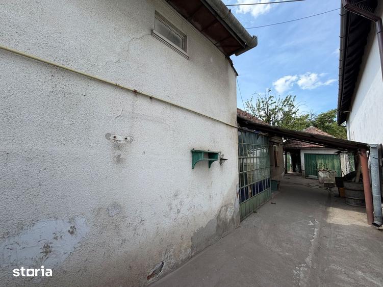 Casă cu 3 camere cu Teren 360 Mp în Lipoveni