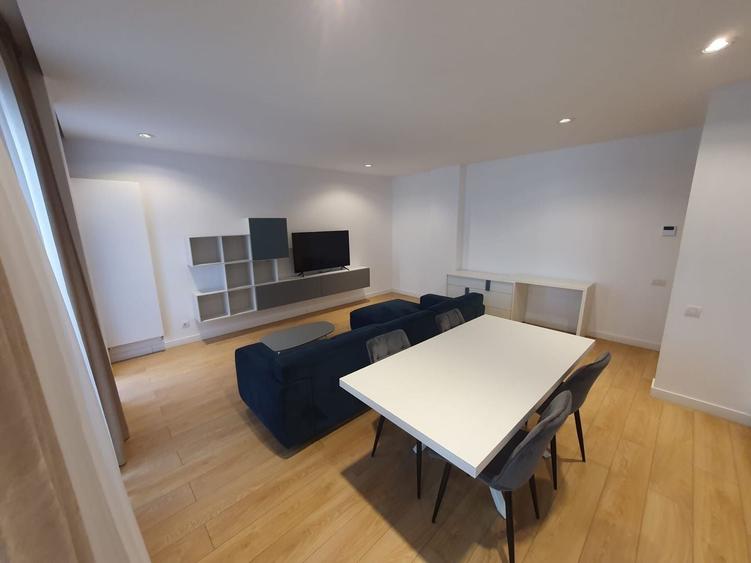 Apartament cu 2 camere, mobilat în Iancu Nicolae