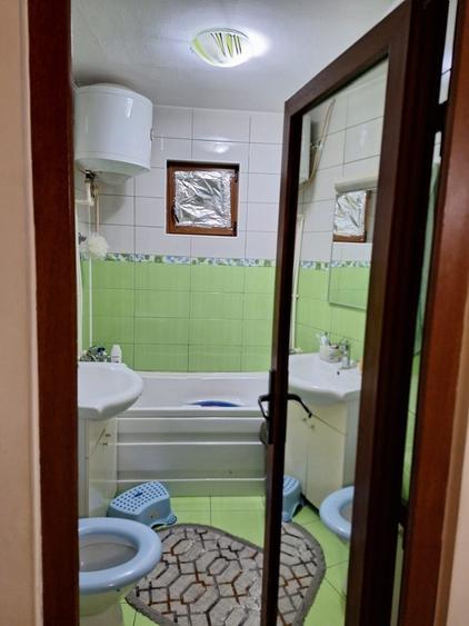 Garsonieră decomandată în Central
