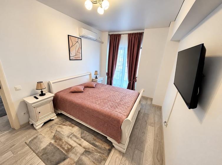 Apartament cu 2 camere decomandat în Faleză