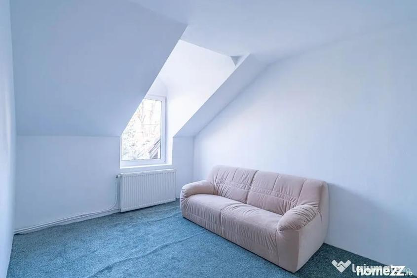 Casă cu 4 camere cu Teren 500 Mp în Central