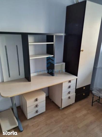 Apartament cu 3 camere, mobilat în Pantelimon