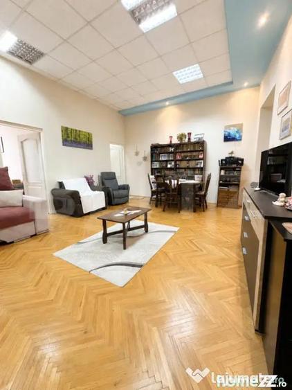 Apartament elegant cu 3 camere, situat ultracentral, la etaj - 2