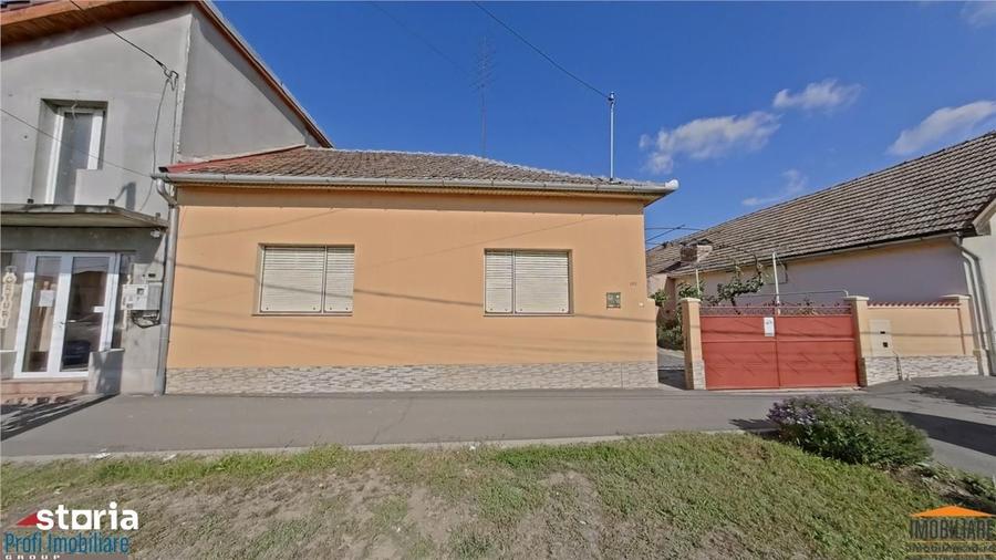 Casa pentru spatiu comercial pe calea Radnei - strada principala - 17