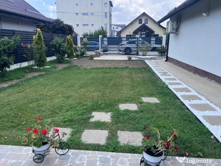 Casă cu 5 camere cu Teren 360 Mp în Central