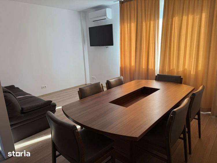 Apartament cu 3 camere decomandat în Ultracentral