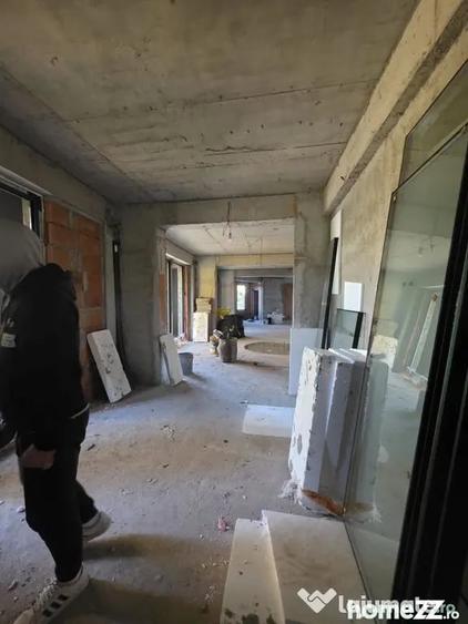 Spațiu comercial, de 550 mp, în Foișorul de Foc
