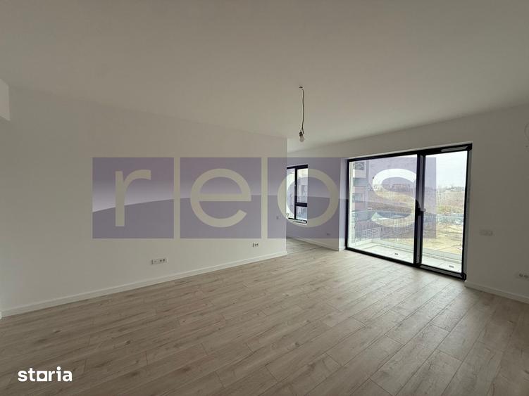 Apartament cu 2 camere semidecomandat în Sisești