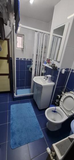 Apartament cu 2 camere semidecomandat, mobilat în Calea Severinului