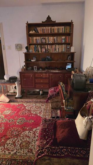 Apartament cu 2 camere nedecomandat în Central