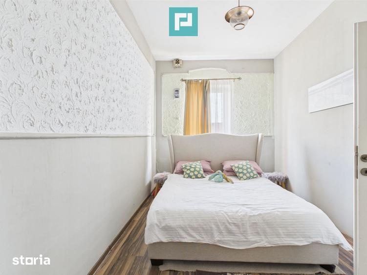 Casă cu 5 camere cu Teren 750 Mp în Micălaca