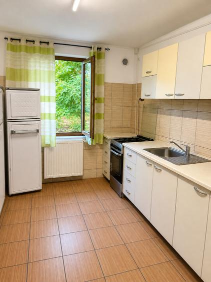 Casă individuală cu 4 camere cu Teren 2000 Mp în Negrea