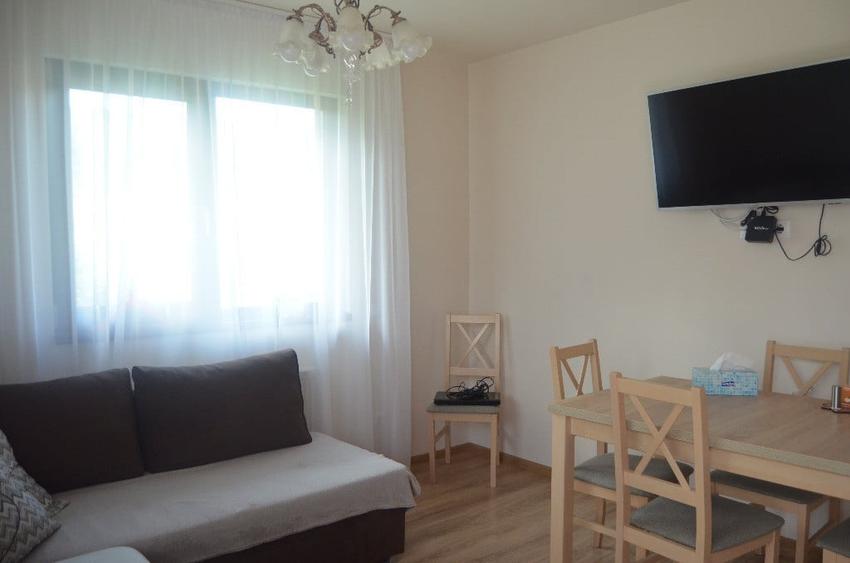 Apartament cu 3 camere decomandat în Valea Alba