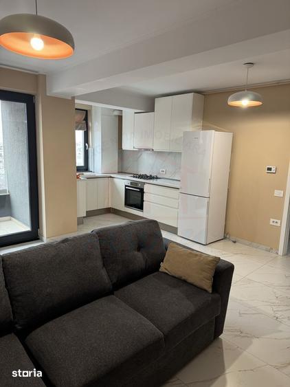 Apartament cu 2 camere în Micro 17