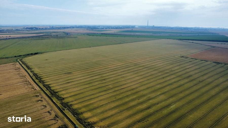 Teren de 47300 mp, în Cumpăna