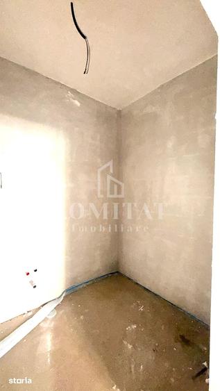 Apartament cu 4 camere în Florești