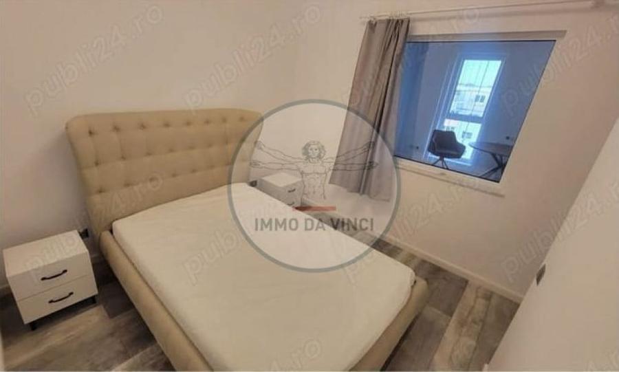 Apartament cu 3 camere semidecomandat în Central