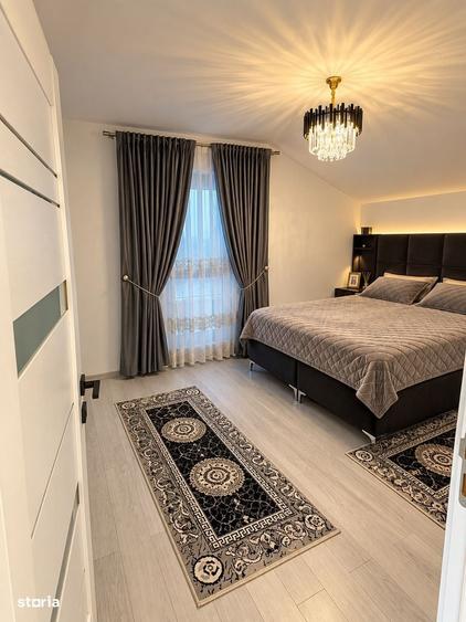 Casă cu 4 camere cu Teren 230 Mp în Central
