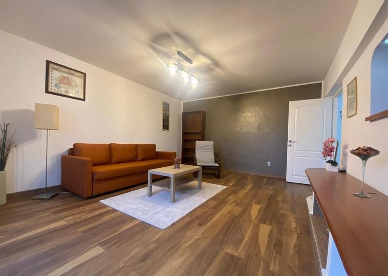 Apartament cu 2 camere decomandat, mobilat în Alba Iulia