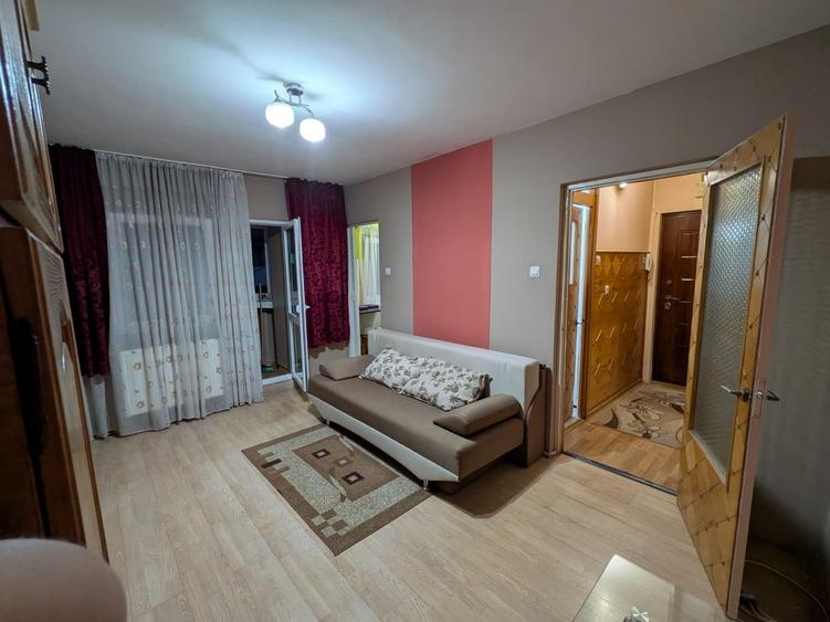 Garsonieră în Jucu